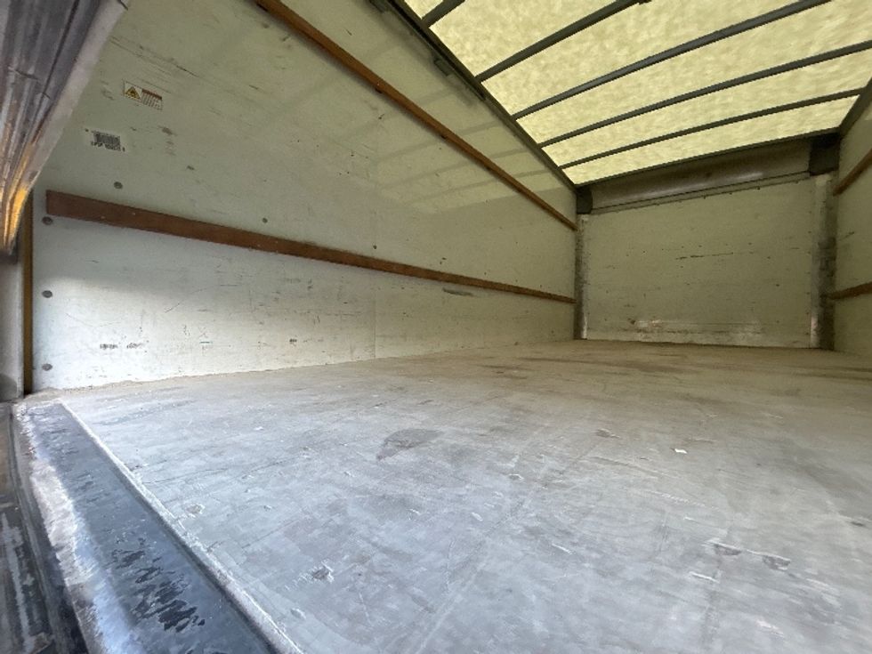 Light Duty Box Truck-Light and Medium Duty Trucks-GMC-2021-Savana G33903-Omaha-NE-88,083\n\t\tmiles-$ 27,500 - Image 11