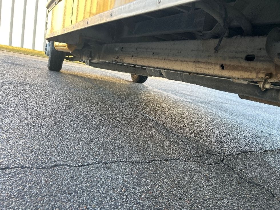 Light Duty Box Truck-Light and Medium Duty Trucks-GMC-2021-Savana G33903-Omaha-NE-88,083\n\t\tmiles-$ 27,500 - Image 5