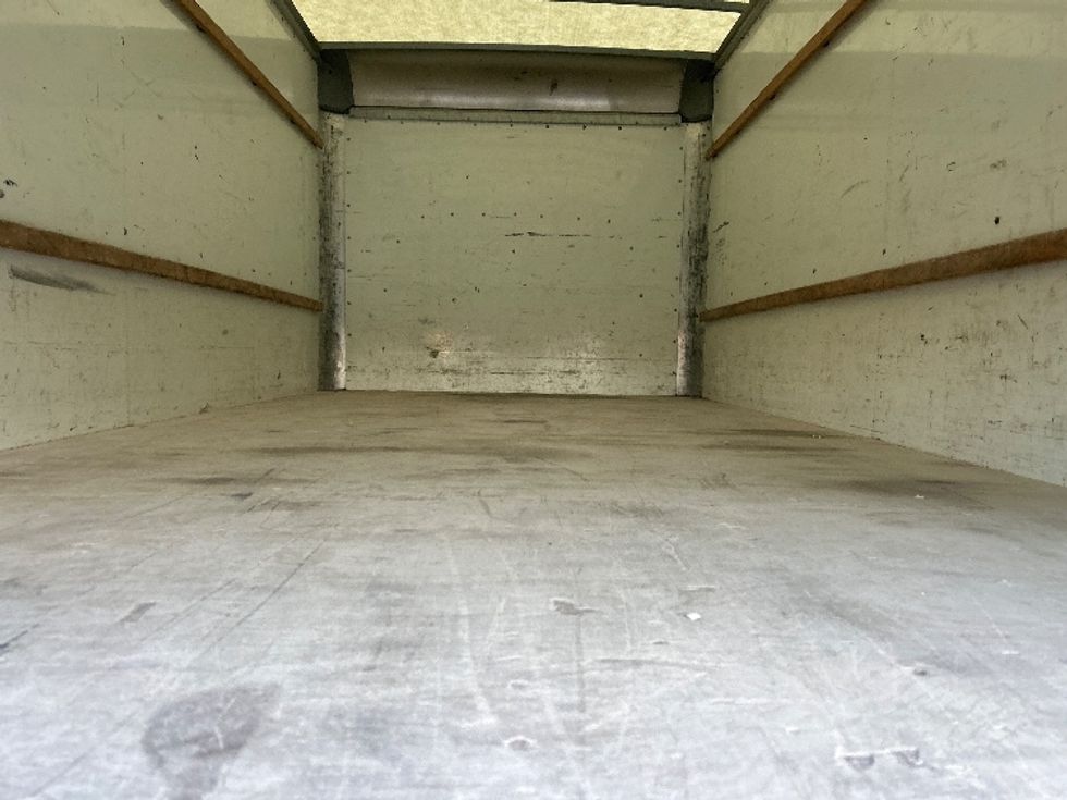 Light Duty Box Truck-Light and Medium Duty Trucks-GMC-2021-Savana G33903-Omaha-NE-88,083\n\t\tmiles-$ 27,500 - Image 8