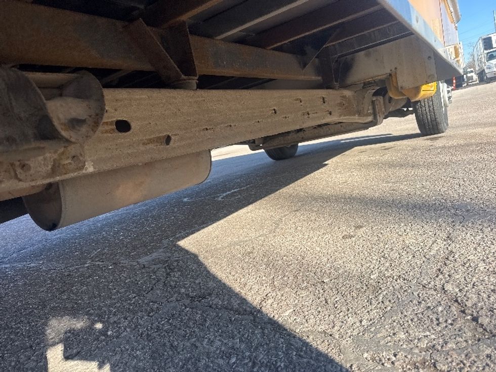 Light Duty Box Truck-Light and Medium Duty Trucks-GMC-2021-Savana G33903-Omaha-NE-96,848\n\t\tmiles-$ 26,500 - Image 14