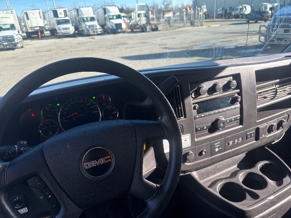 Light Duty Box Truck-Light and Medium Duty Trucks-GMC-2021-Savana G33903-Omaha-NE-96,848\n\t\tmiles-$ 26,500 - Image 18