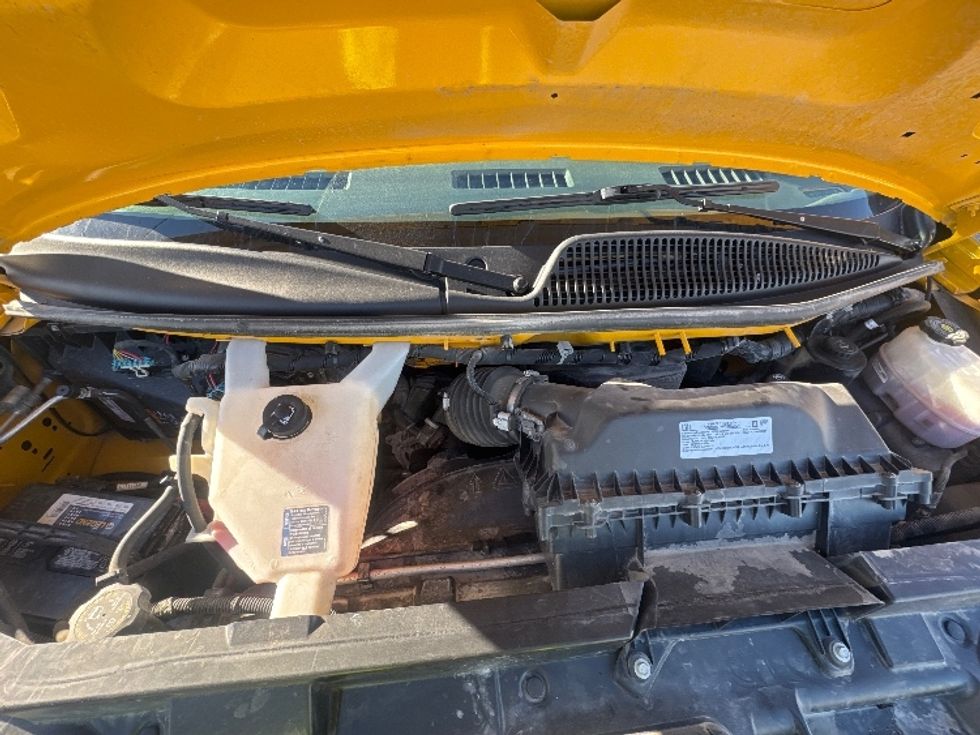 Light Duty Box Truck-Light and Medium Duty Trucks-GMC-2021-Savana G33903-Omaha-NE-96,848\n\t\tmiles-$ 26,500 - Image 23