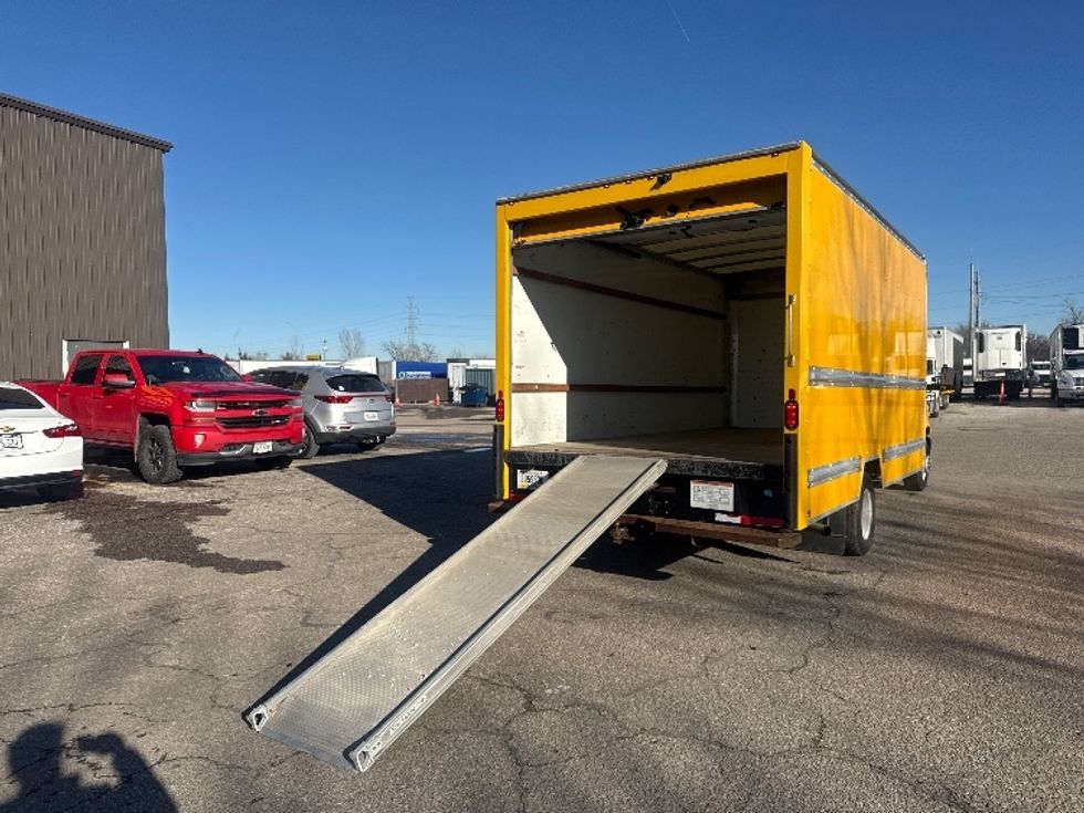 Light Duty Box Truck-Light and Medium Duty Trucks-GMC-2021-Savana G33903-Omaha-NE-96,848\n\t\tmiles-$ 26,500 - Image 9