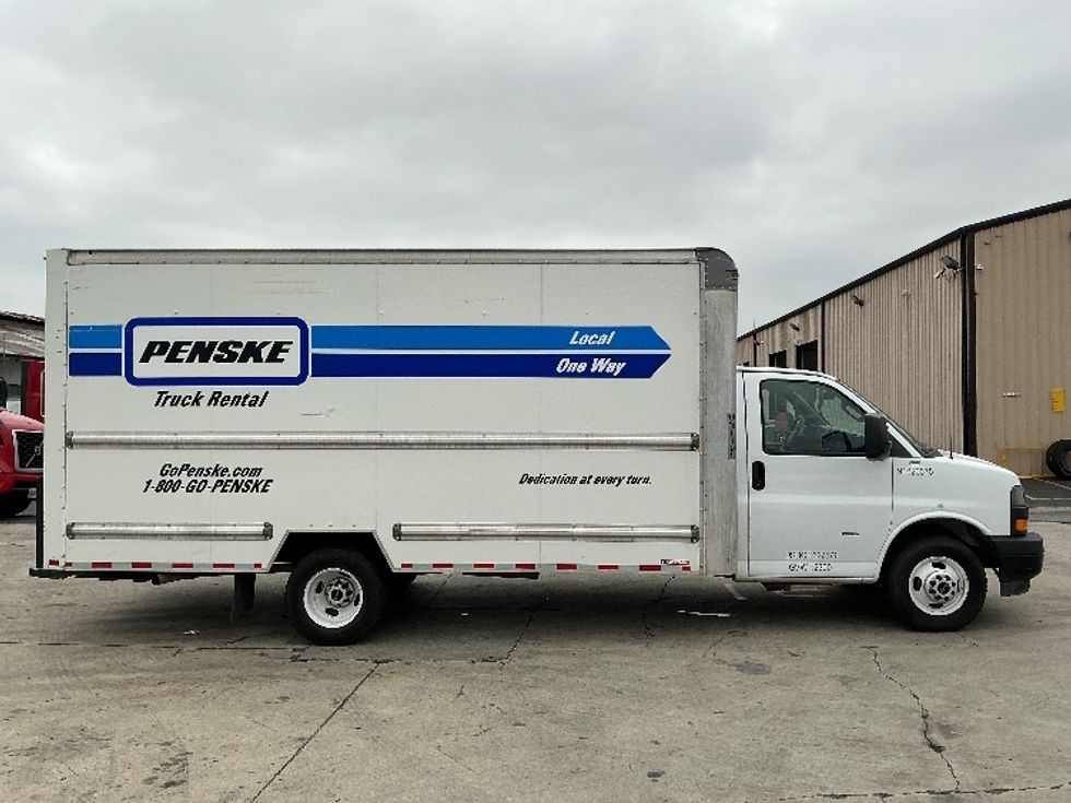 Light Duty Box Truck-Light and Medium Duty Trucks-GMC-2021-Savana G33903-Ontario-CA-74,749\n\t\tmiles-$ 33,500 - Image 15