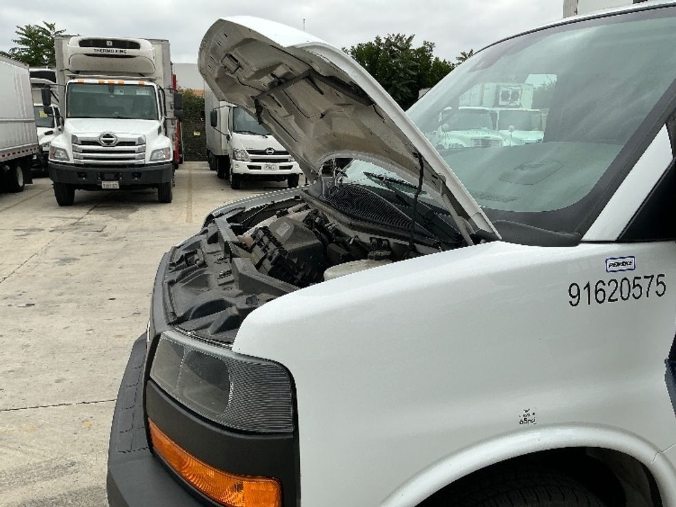 Light Duty Box Truck-Light and Medium Duty Trucks-GMC-2021-Savana G33903-Ontario-CA-74,749\n\t\tmiles-$ 33,500 - Image 24