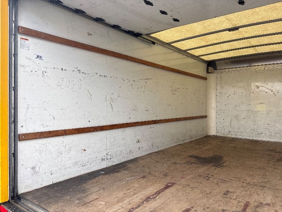 Light Duty Box Truck-Light and Medium Duty Trucks-GMC-2021-Savana G33903-Orlando-FL-100,790\n\t\tmiles-$ 25,750 - Image 11