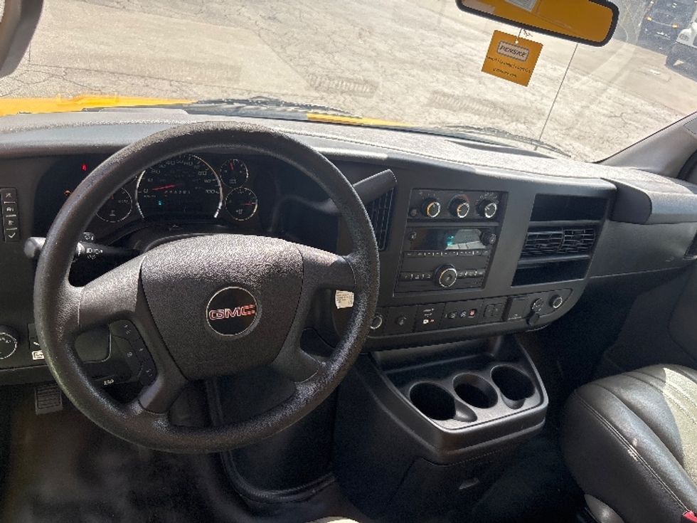 Light Duty Box Truck-Light and Medium Duty Trucks-GMC-2021-Savana G33903-Orlando-FL-100,790\n\t\tmiles-$ 25,750 - Image 18