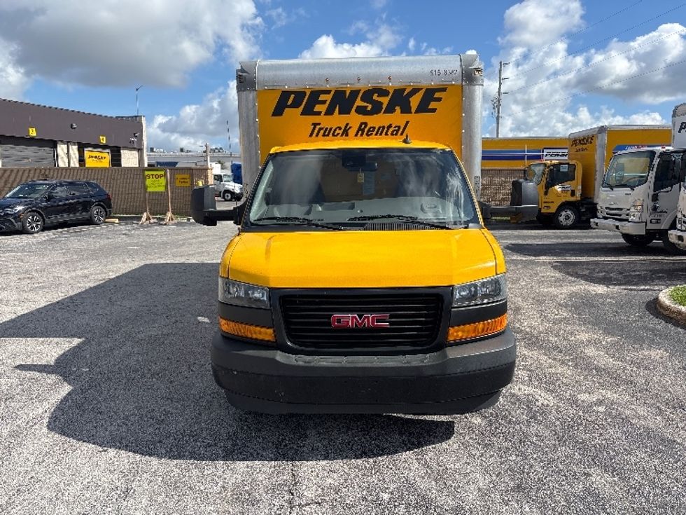 Light Duty Box Truck-Light and Medium Duty Trucks-GMC-2021-Savana G33903-Orlando-FL-100,790\n\t\tmiles-$ 25,750 - Image 2