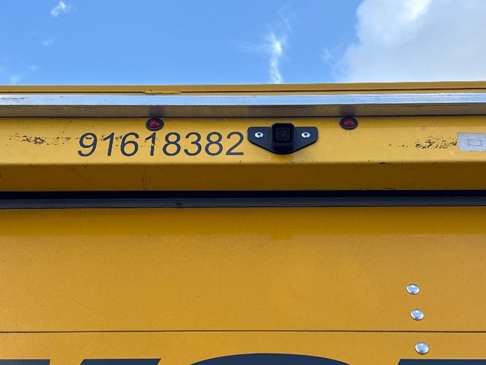 Light Duty Box Truck-Light and Medium Duty Trucks-GMC-2021-Savana G33903-Orlando-FL-100,790\n\t\tmiles-$ 25,750 - Image 25