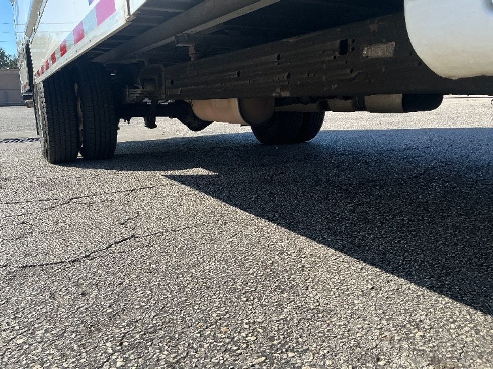 Light Duty Box Truck-Light and Medium Duty Trucks-GMC-2021-Savana G33903-Orlando-FL-114,111\n\t\tmiles-$ 29,000 - Image 14