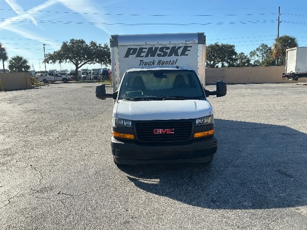 Light Duty Box Truck-Light and Medium Duty Trucks-GMC-2021-Savana G33903-Orlando-FL-114,111\n\t\tmiles-$ 29,000 - Image 2