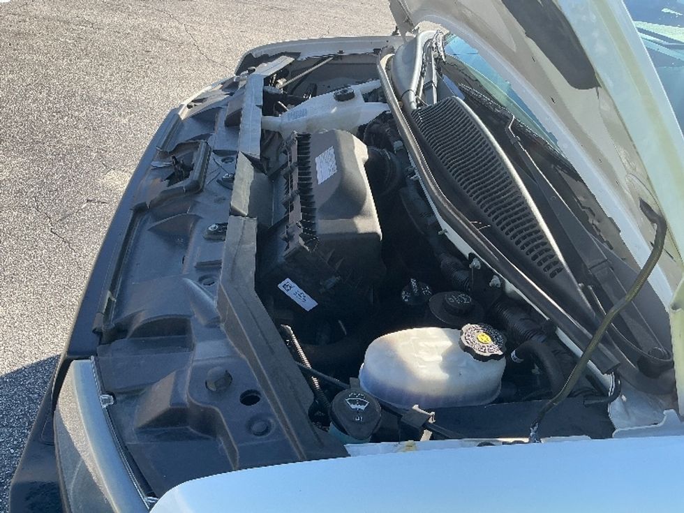 Light Duty Box Truck-Light and Medium Duty Trucks-GMC-2021-Savana G33903-Orlando-FL-114,111\n\t\tmiles-$ 29,000 - Image 24