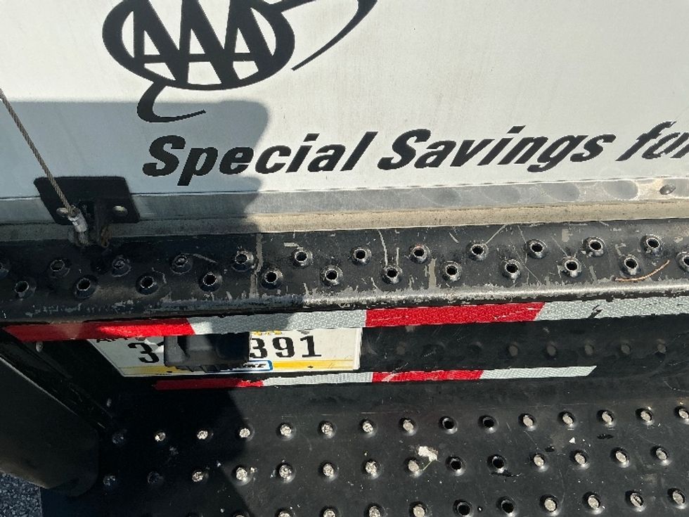 Light Duty Box Truck-Light and Medium Duty Trucks-GMC-2021-Savana G33903-Orlando-FL-114,111\n\t\tmiles-$ 29,000 - Image 27