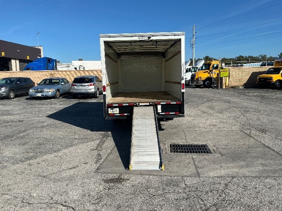 Light Duty Box Truck-Light and Medium Duty Trucks-GMC-2021-Savana G33903-Orlando-FL-114,111\n\t\tmiles-$ 29,000 - Image 9