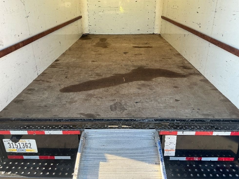 Light Duty Box Truck-Light and Medium Duty Trucks-GMC-2021-Savana G33903-Orlando-FL-116,353\n\t\tmiles-$ 27,250 - Image 10