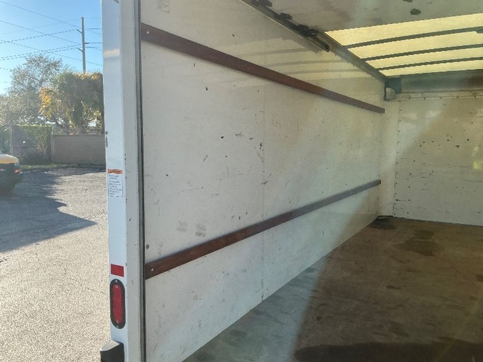 Light Duty Box Truck-Light and Medium Duty Trucks-GMC-2021-Savana G33903-Orlando-FL-116,353\n\t\tmiles-$ 27,250 - Image 11