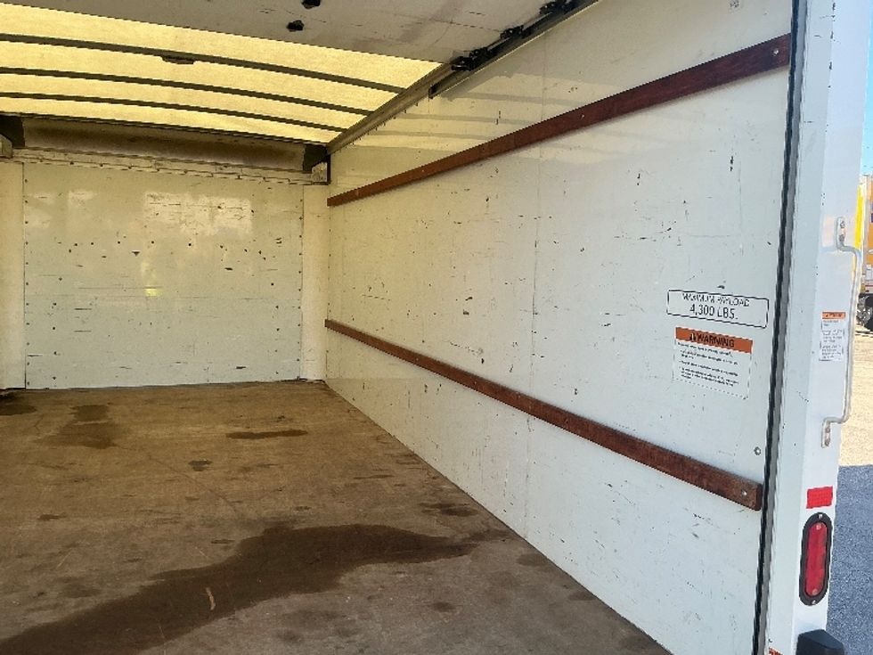 Light Duty Box Truck-Light and Medium Duty Trucks-GMC-2021-Savana G33903-Orlando-FL-116,353\n\t\tmiles-$ 27,250 - Image 12