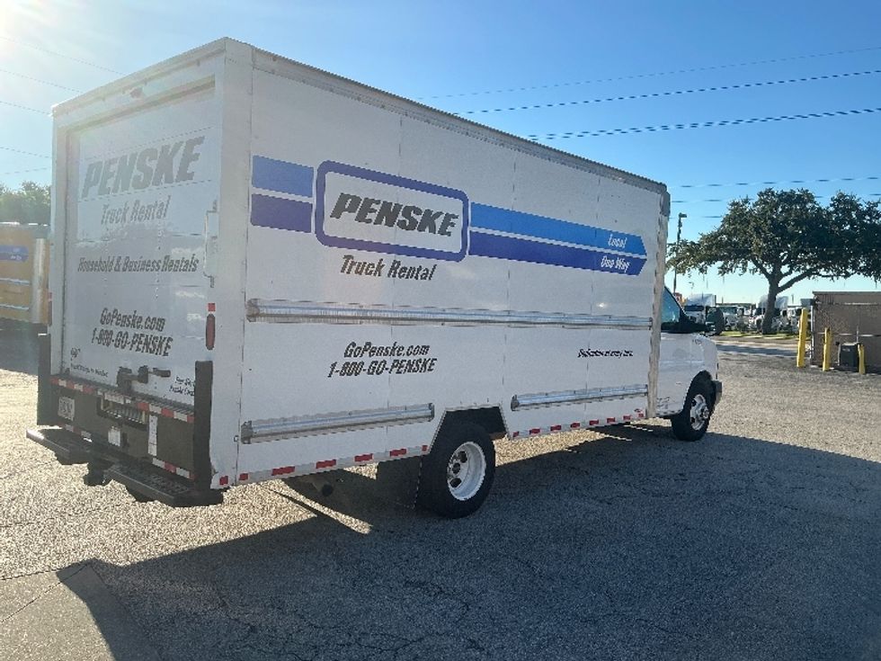 Light Duty Box Truck-Light and Medium Duty Trucks-GMC-2021-Savana G33903-Orlando-FL-116,353\n\t\tmiles-$ 27,250 - Image 13
