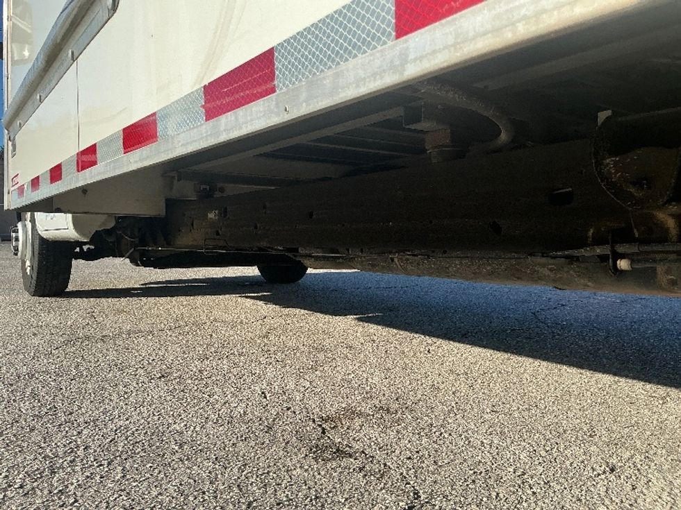 Light Duty Box Truck-Light and Medium Duty Trucks-GMC-2021-Savana G33903-Orlando-FL-116,353\n\t\tmiles-$ 27,250 - Image 5