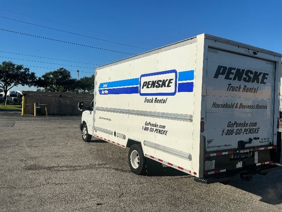 Light Duty Box Truck-Light and Medium Duty Trucks-GMC-2021-Savana G33903-Orlando-FL-116,353\n\t\tmiles-$ 27,250 - Image 6