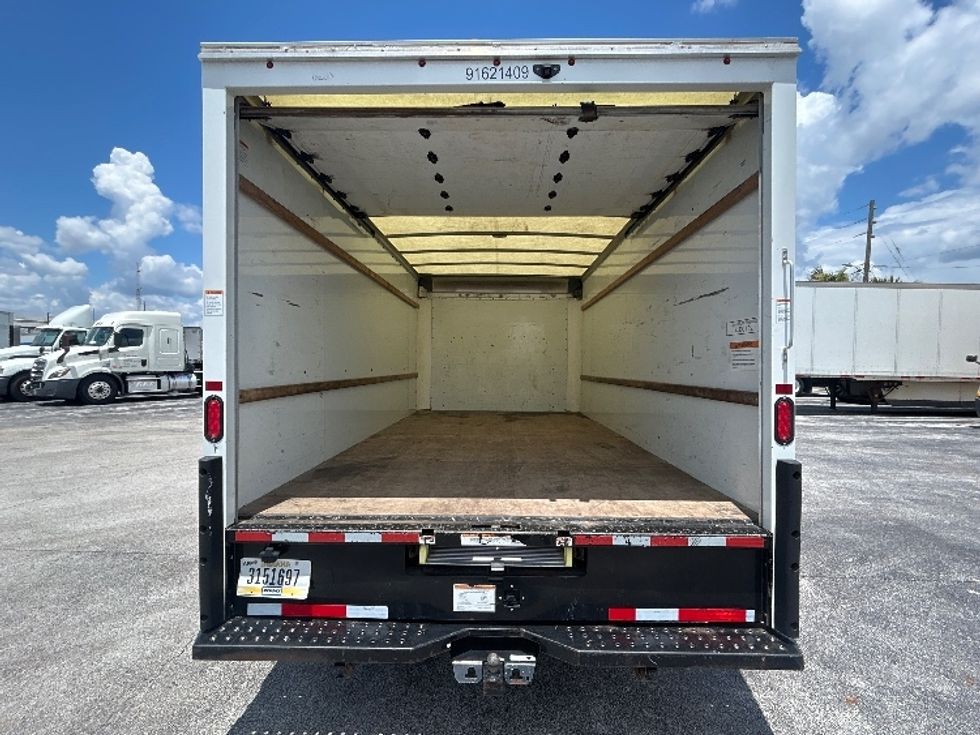 Light Duty Box Truck-Light and Medium Duty Trucks-GMC-2021-Savana G33903-Orlando-FL-66,842\n\t\tmiles-$ 34,500 - Image 7