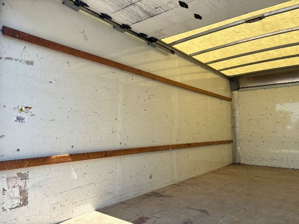 Light Duty Box Truck-Light and Medium Duty Trucks-GMC-2021-Savana G33903-Orlando-FL-79,396\n\t\tmiles-$ 28,750 - Image 11