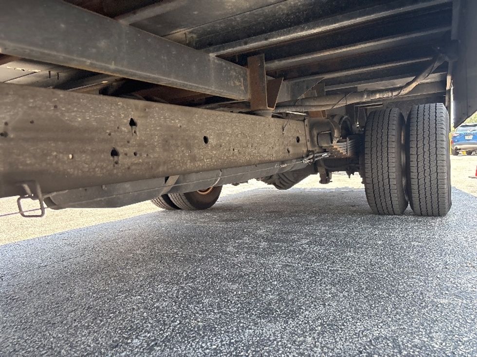 Light Duty Box Truck-Light and Medium Duty Trucks-GMC-2021-Savana G33903-Orlando-FL-79,396\n\t\tmiles-$ 28,750 - Image 5