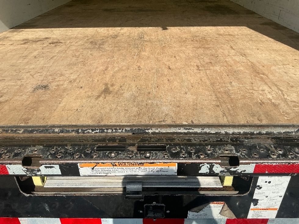 Light Duty Box Truck-Light and Medium Duty Trucks-GMC-2021-Savana G33903-Orlando-FL-95,543\n\t\tmiles-$ 31,250 - Image 10