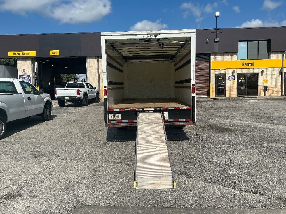 Light Duty Box Truck-Light and Medium Duty Trucks-GMC-2021-Savana G33903-Orlando-FL-95,543\n\t\tmiles-$ 31,250 - Image 9