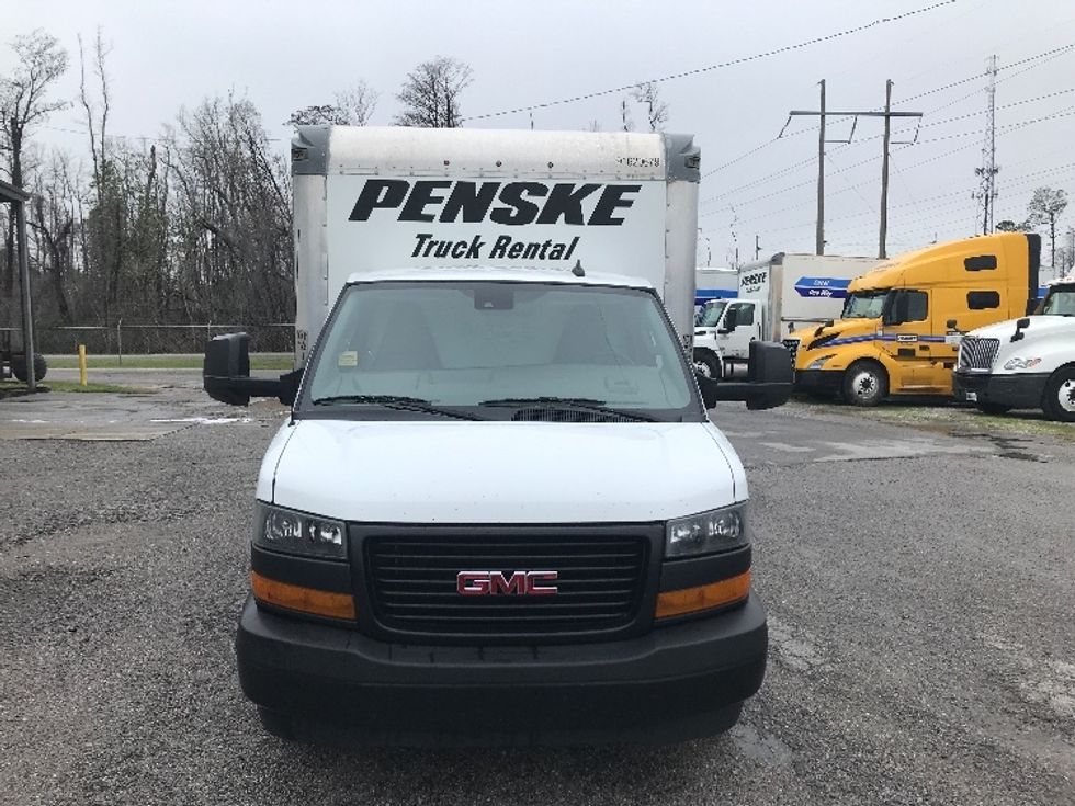 Light Duty Box Truck-Light and Medium Duty Trucks-GMC-2021-Savana G33903-Panama City-FL-106,511\n\t\tmiles-$ 31,000 - Image 2