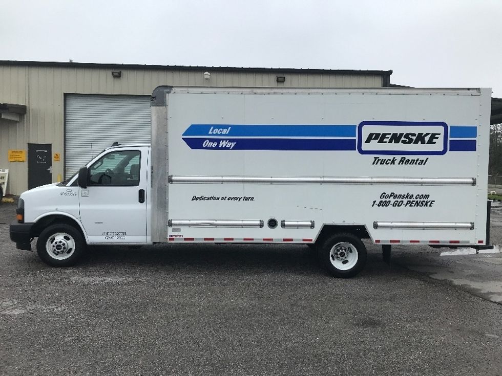 Light Duty Box Truck-Light and Medium Duty Trucks-GMC-2021-Savana G33903-Panama City-FL-106,511\n\t\tmiles-$ 31,000 - Image 4