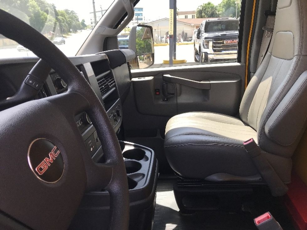 Light Duty Box Truck-Light and Medium Duty Trucks-GMC-2021-Savana G33903-Panama City-FL-72,868\n\t\tmiles-$ 29,250 - Image 19