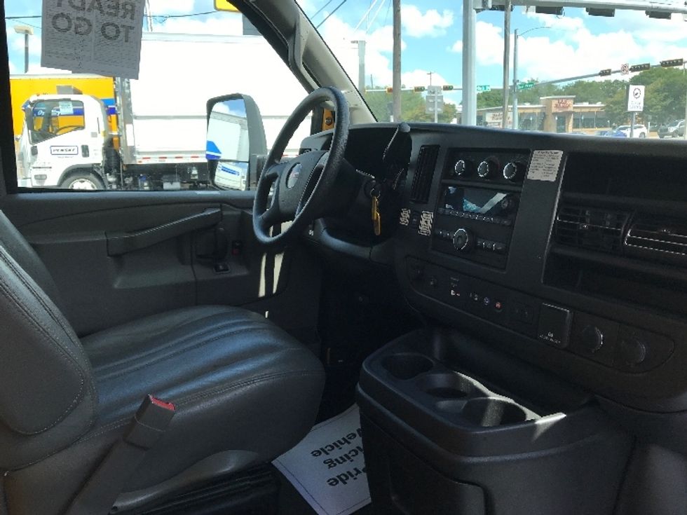 Light Duty Box Truck-Light and Medium Duty Trucks-GMC-2021-Savana G33903-Panama City-FL-72,868\n\t\tmiles-$ 29,250 - Image 22