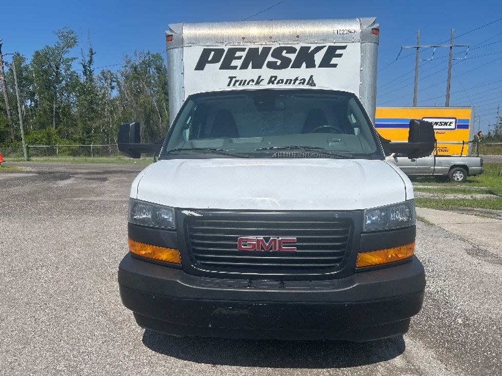 Light Duty Box Truck-Light and Medium Duty Trucks-GMC-2021-Savana G33903-Panama City-FL-82,487\n\t\tmiles-$ 31,000 - Image 2