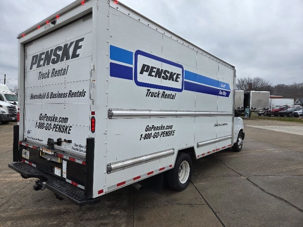 Light Duty Box Truck-Light and Medium Duty Trucks-GMC-2021-Savana G33903-Parkersburg-WV-118,171\n\t\tmiles-$ 27,750 - Image 12