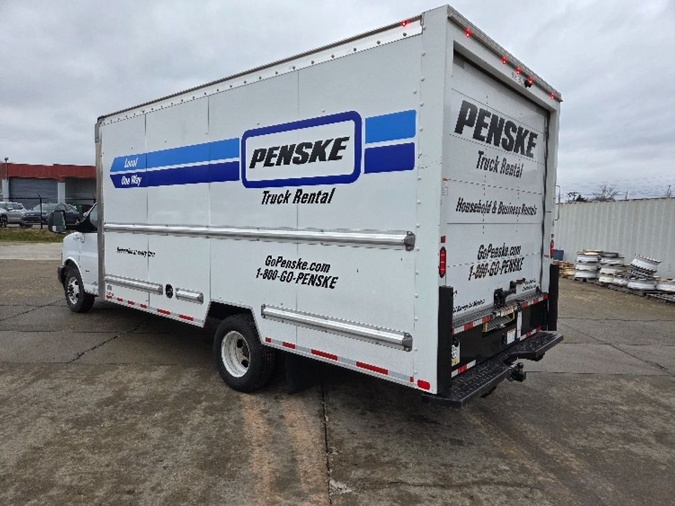 Light Duty Box Truck-Light and Medium Duty Trucks-GMC-2021-Savana G33903-Parkersburg-WV-118,171\n\t\tmiles-$ 27,750 - Image 5