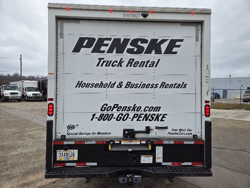 Light Duty Box Truck-Light and Medium Duty Trucks-GMC-2021-Savana G33903-Parkersburg-WV-118,171\n\t\tmiles-$ 27,750 - Image 6