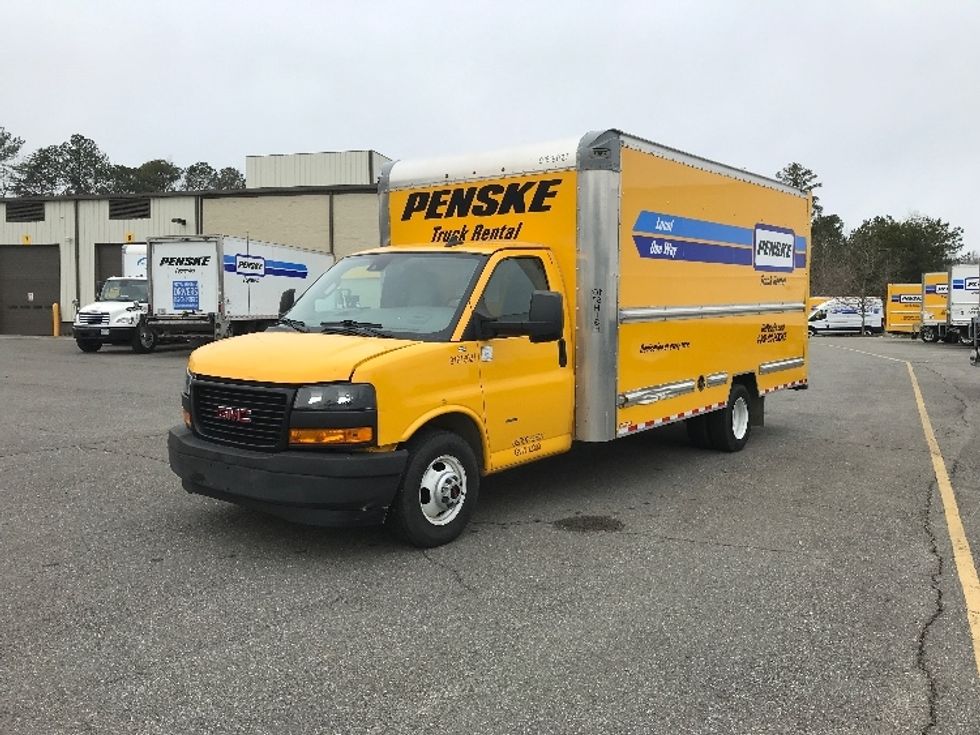 Light Duty Box Truck-Light and Medium Duty Trucks-GMC-2021-Savana G33903-Parkersburg-WV-89,732\n\t\tmiles-$ 26,750 - Image 3