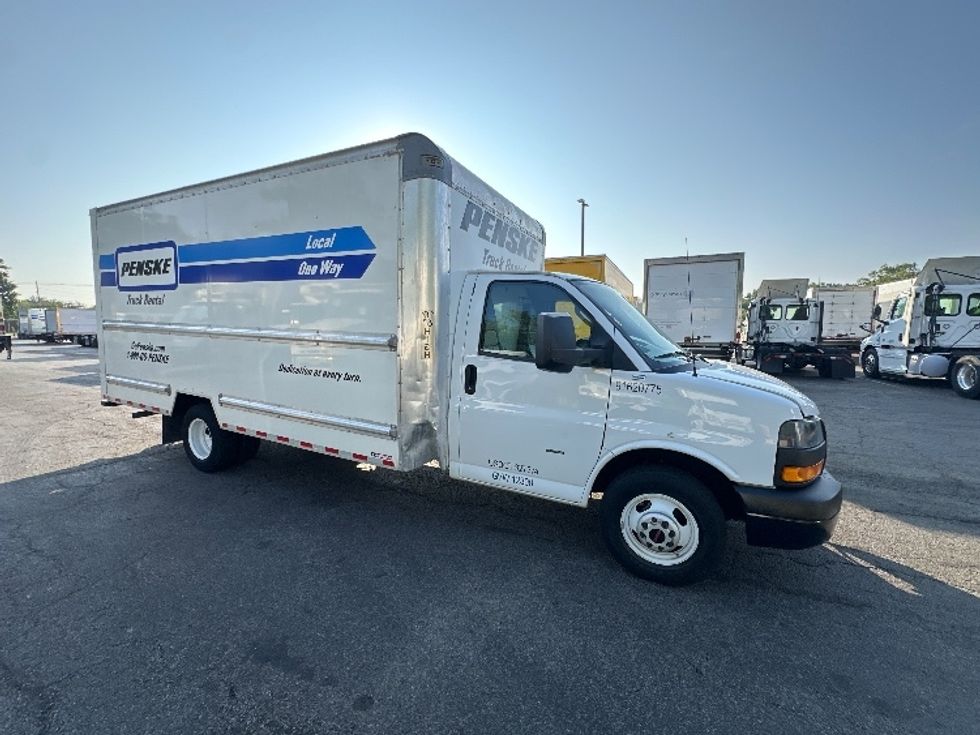 Light Duty Box Truck-Light and Medium Duty Trucks-GMC-2021-Savana G33903-Parsippany-NJ-101,114\n\t\tmiles-$ 28,500 - Image 1