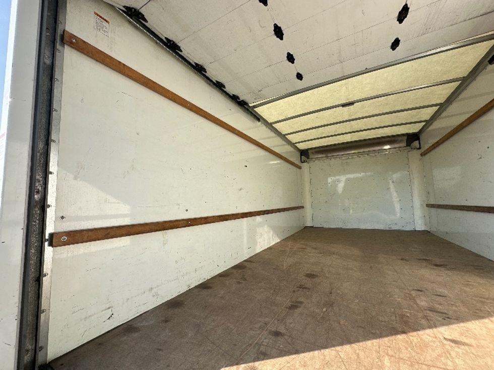 Light Duty Box Truck-Light and Medium Duty Trucks-GMC-2021-Savana G33903-Parsippany-NJ-101,114\n\t\tmiles-$ 28,500 - Image 11