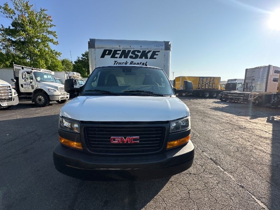 Light Duty Box Truck-Light and Medium Duty Trucks-GMC-2021-Savana G33903-Parsippany-NJ-101,114\n\t\tmiles-$ 28,500 - Image 2