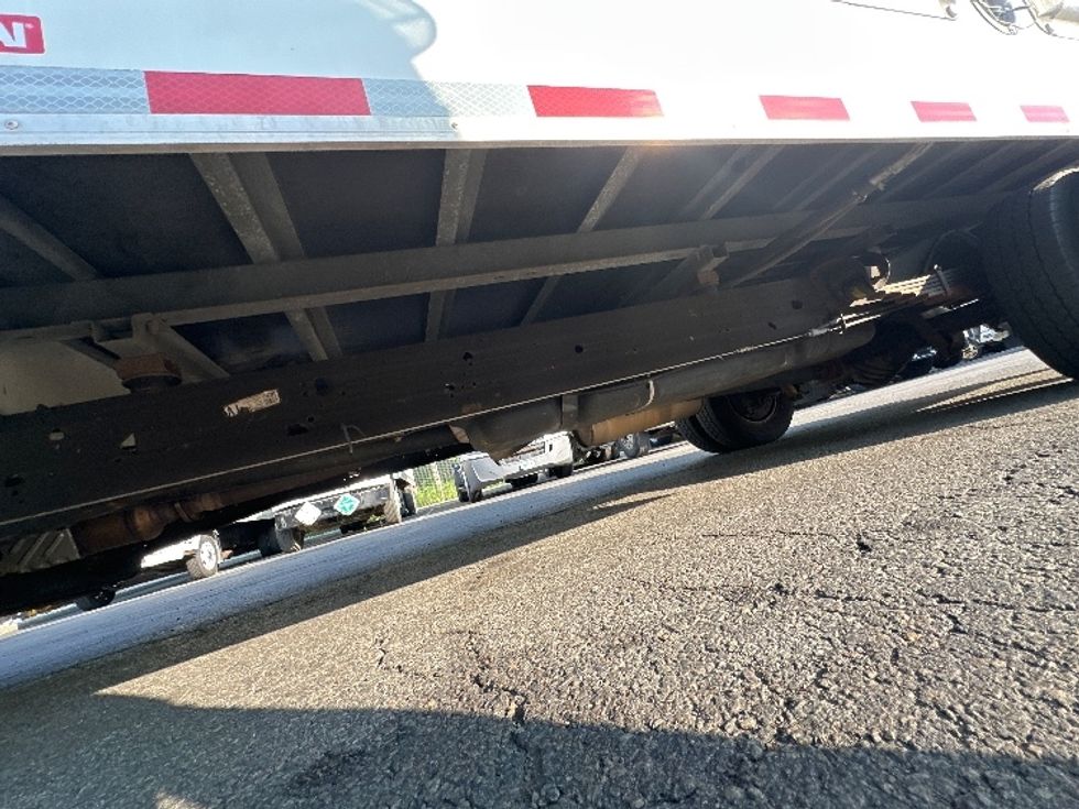 Light Duty Box Truck-Light and Medium Duty Trucks-GMC-2021-Savana G33903-Parsippany-NJ-101,114\n\t\tmiles-$ 28,500 - Image 5