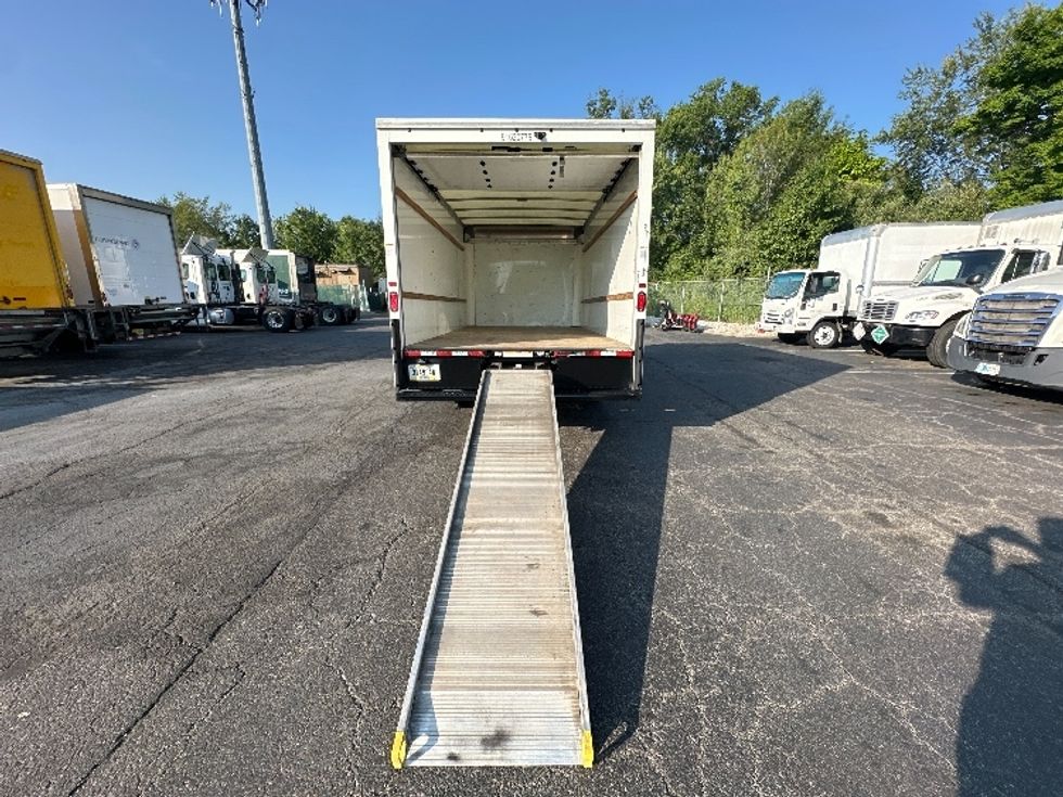 Light Duty Box Truck-Light and Medium Duty Trucks-GMC-2021-Savana G33903-Parsippany-NJ-101,114\n\t\tmiles-$ 28,500 - Image 9