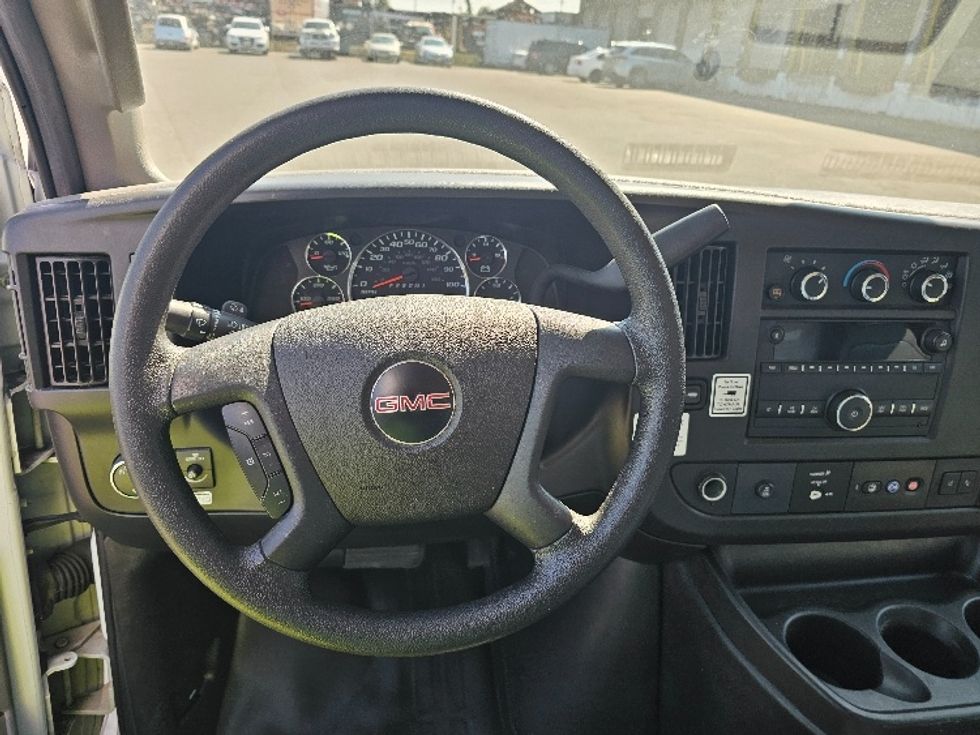Light Duty Box Truck-Light and Medium Duty Trucks-GMC-2021-Savana G33903-Parsippany-NJ-53,289\n\t\tmiles-$ 33,750 - Image 15