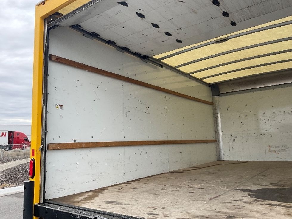 Light Duty Box Truck-Light and Medium Duty Trucks-GMC-2021-Savana G33903-Pasco-WA-105,770\n\t\tmiles-$ 28,250 - Image 11