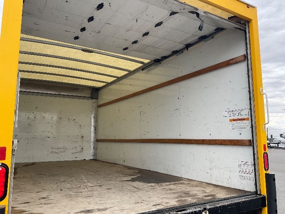 Light Duty Box Truck-Light and Medium Duty Trucks-GMC-2021-Savana G33903-Pasco-WA-105,770\n\t\tmiles-$ 28,250 - Image 12