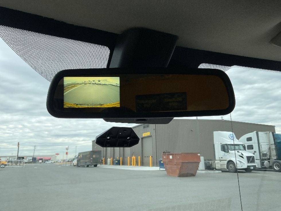 Light Duty Box Truck-Light and Medium Duty Trucks-GMC-2021-Savana G33903-Pasco-WA-105,770\n\t\tmiles-$ 28,250 - Image 25