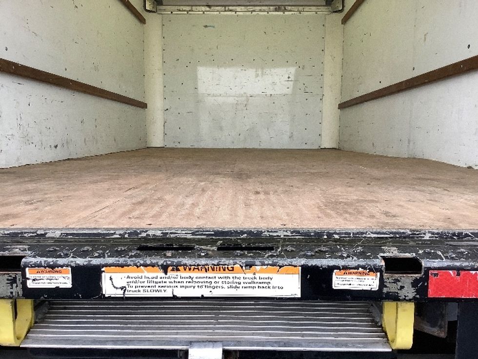 Light Duty Box Truck-Light and Medium Duty Trucks-GMC-2021-Savana G33903-Pasco-WA-106,171\n\t\tmiles-$ 30,000 - Image 10