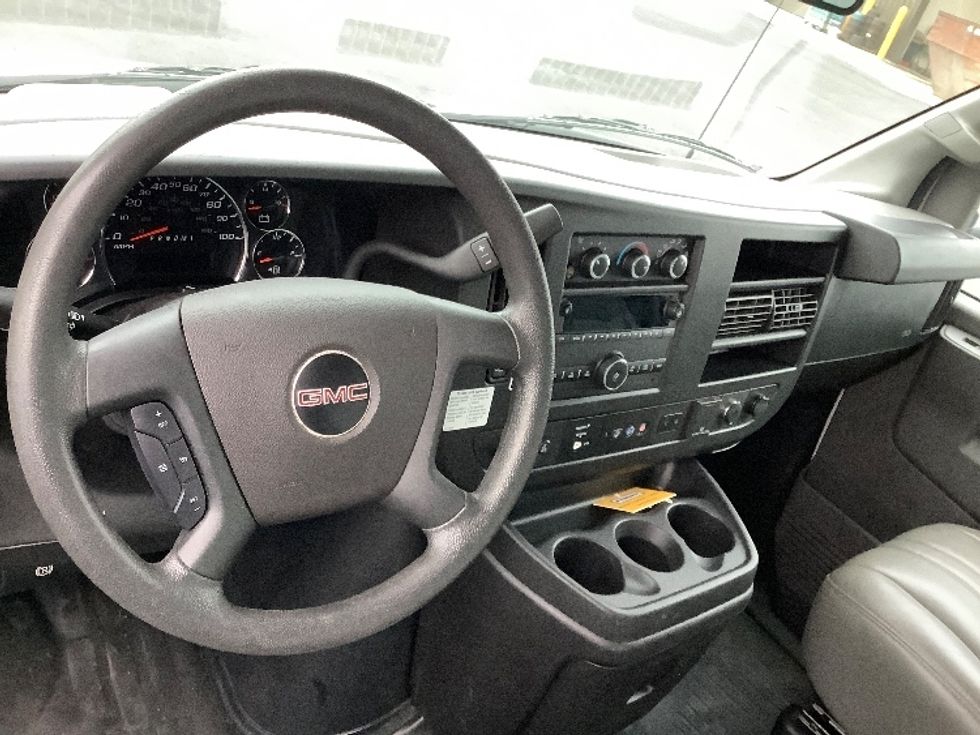 Light Duty Box Truck-Light and Medium Duty Trucks-GMC-2021-Savana G33903-Pasco-WA-106,171\n\t\tmiles-$ 30,000 - Image 18