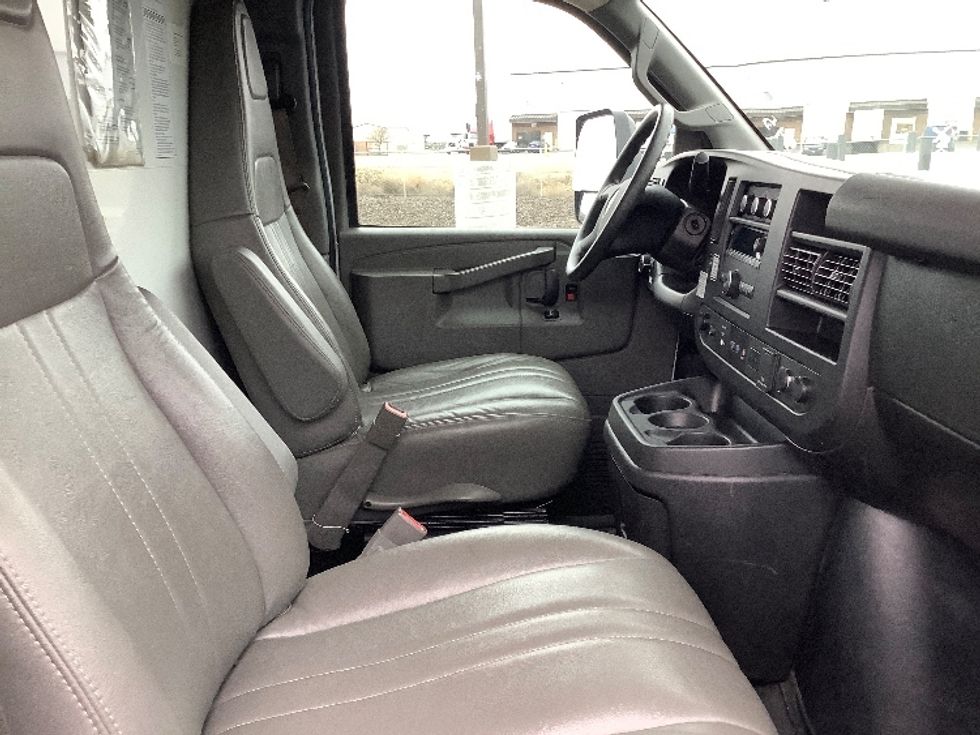 Light Duty Box Truck-Light and Medium Duty Trucks-GMC-2021-Savana G33903-Pasco-WA-106,171\n\t\tmiles-$ 30,000 - Image 22